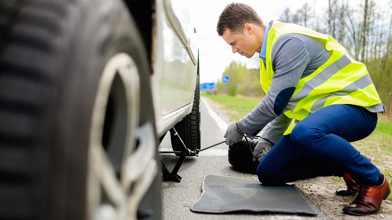 Navigating Roadside Challenges: How Support Systems Protect Your Bottom Line
